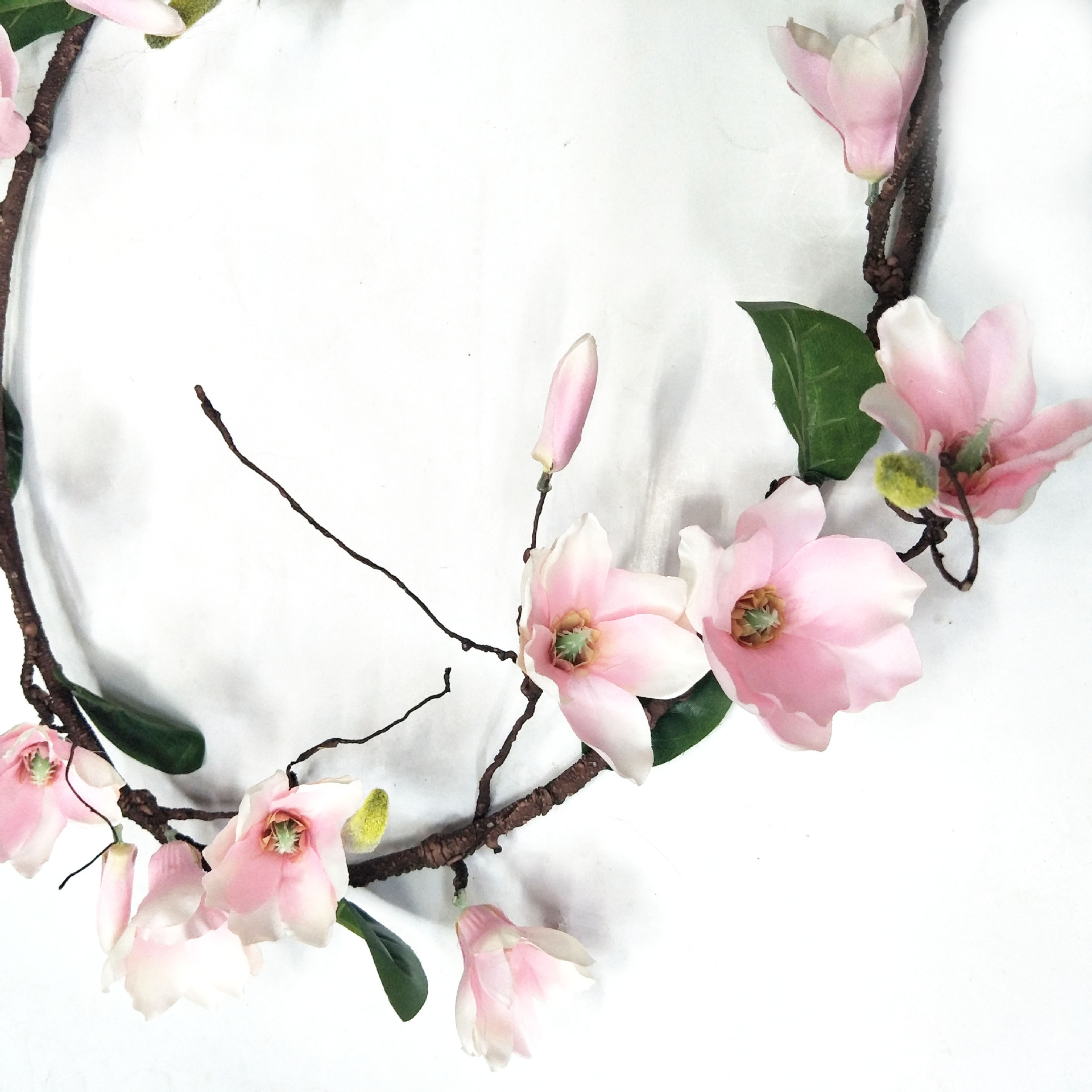 Artificial magnolia vine, artificial magnolia wedding and home decoration artificial flower factory direct sales, foamed branch shaped tree vine pic 4