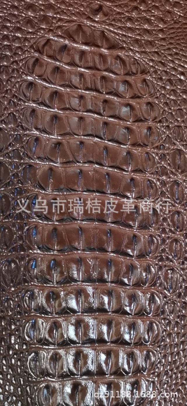 PVC spray-painted crocodile pattern bag leather, fashionable bag leather, spray-painted leather pic 3