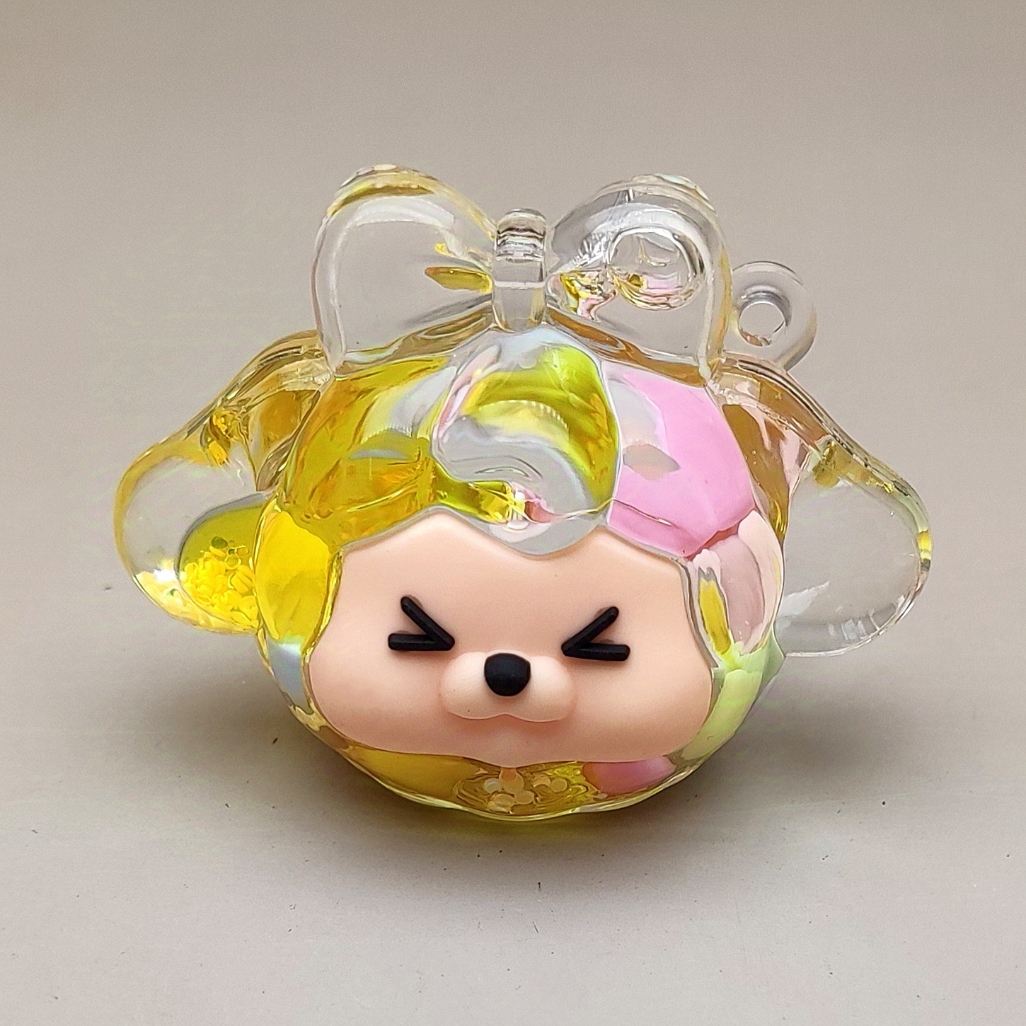 抖音爆款亚克力流沙糖豆kiki小狗钥匙扣桌面摆件创意橡皮擦详情8