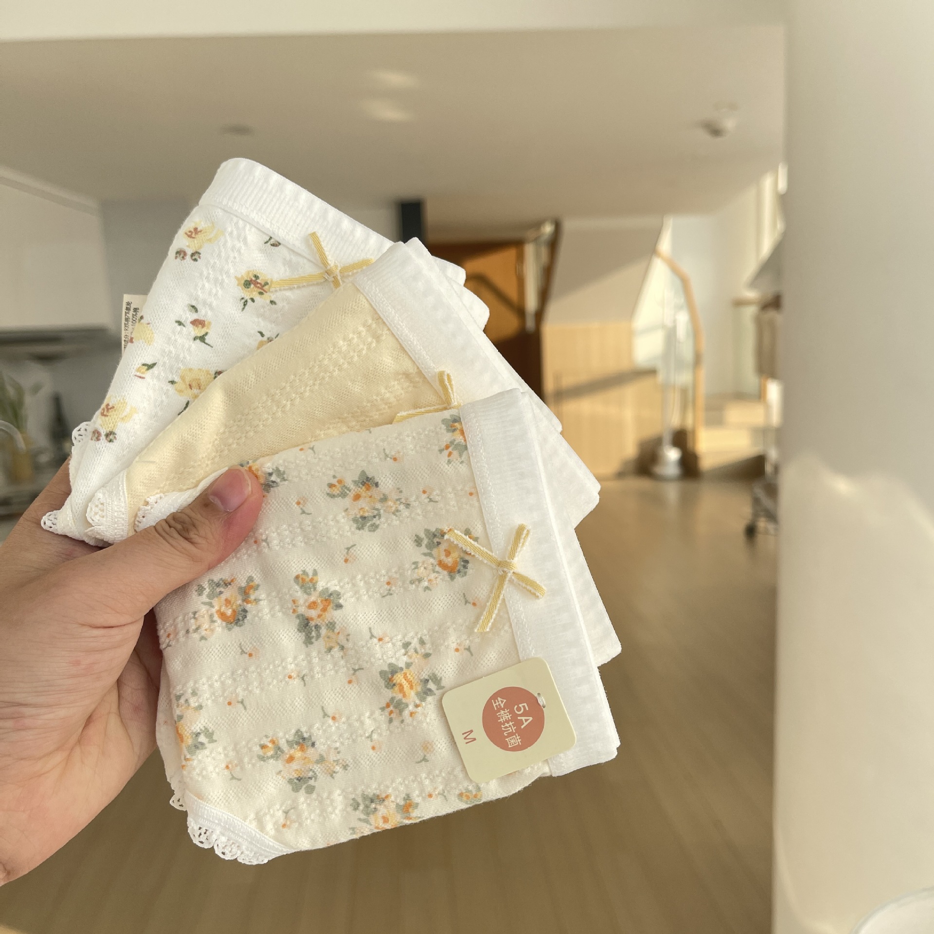 春夏新款5a抗菌裆纯棉内裤女中腰碎花蕾丝边全棉针织女士三角裤详情11