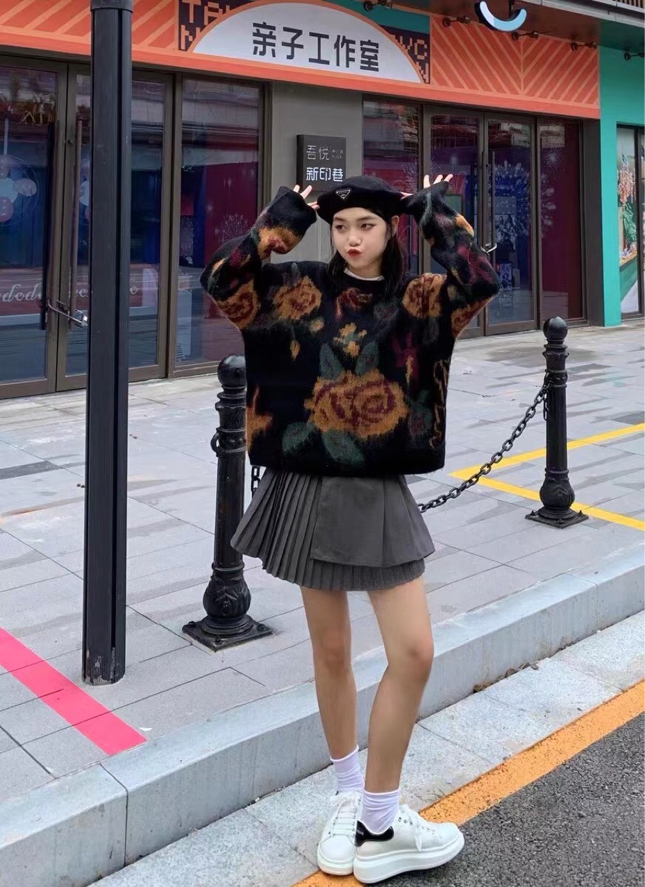 Korean chic autumn retro gradient color laid-back style stylish mohair loose long-sleeved knitted sweater for women pic 5