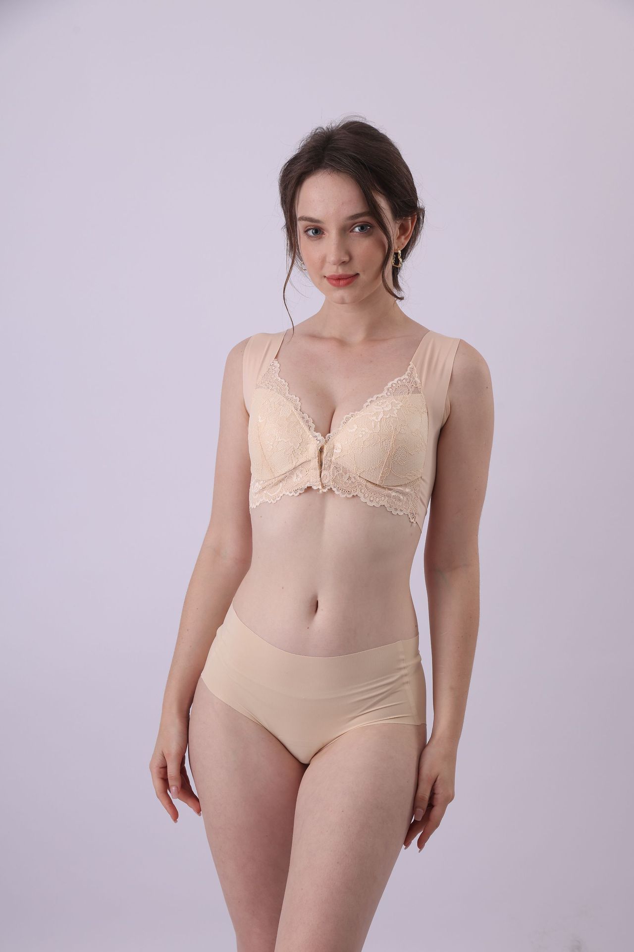 跨境厂家批发前开扣大码无钢圈外贸文胸内衣大胸显小舒适透气女士详情17