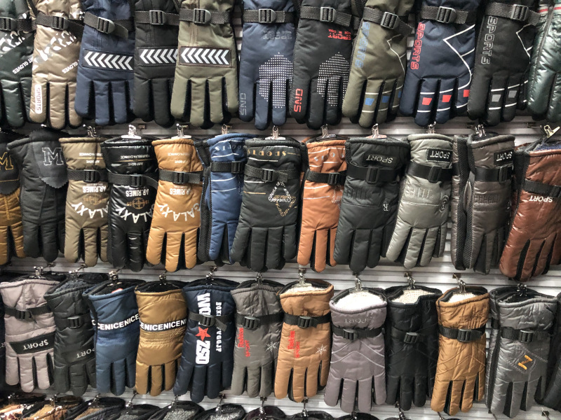 Winter thickened and fleece gloves, street stall, night market, wandering products, windproof, cycling, cold-proof and anti-slip cotton gloves pic 2