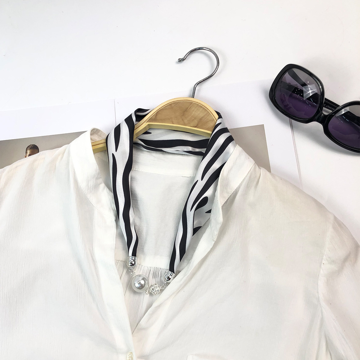 One-piece consignment cross-border exclusive summer fashionable and versatile silk pearl necklaces, silk scarves, buckles and scarves factory wholesale pic 21