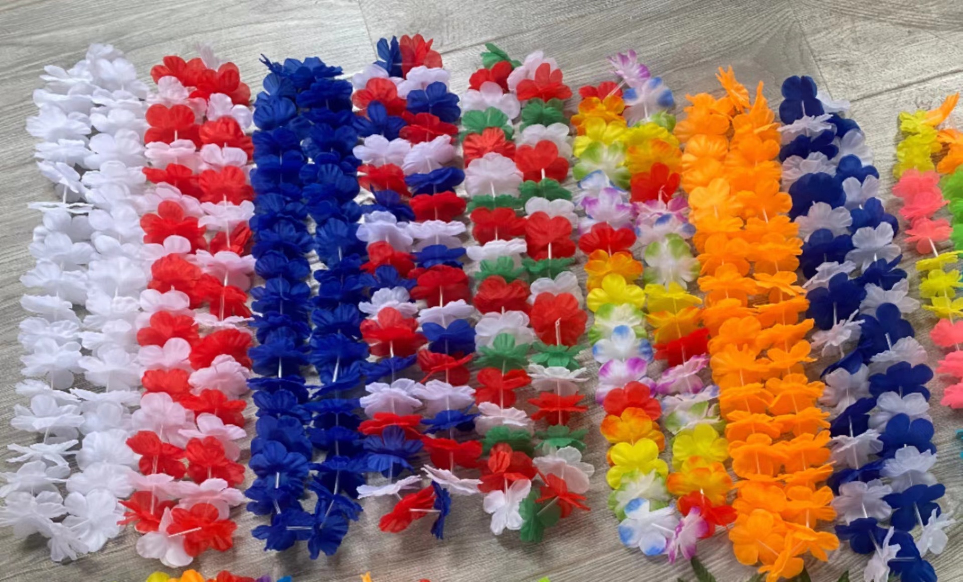 Factory direct supply of Hawaiian festival performance costumes, hula dance garlands, atmosphere decoration, props and supplies wholesale pic 27