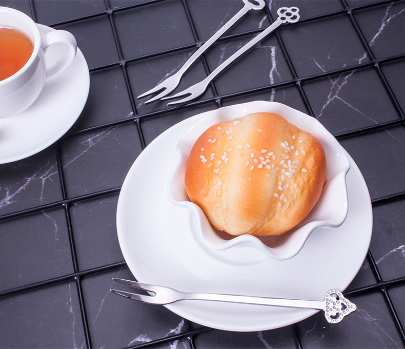 304不锈钢水果叉 创意甜品叉二齿水果签 礼品批发跨境供应 月饼叉详情8