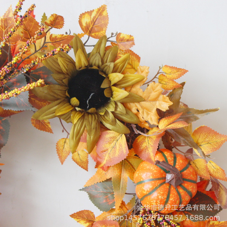 Desheng 2021 Cross-border E-commerce Amazon Autumn Color Gratitude Harvest Festival Pumpkin, Maple Leaf, Berry, Vine Ring and Wreath Decoration pic 7