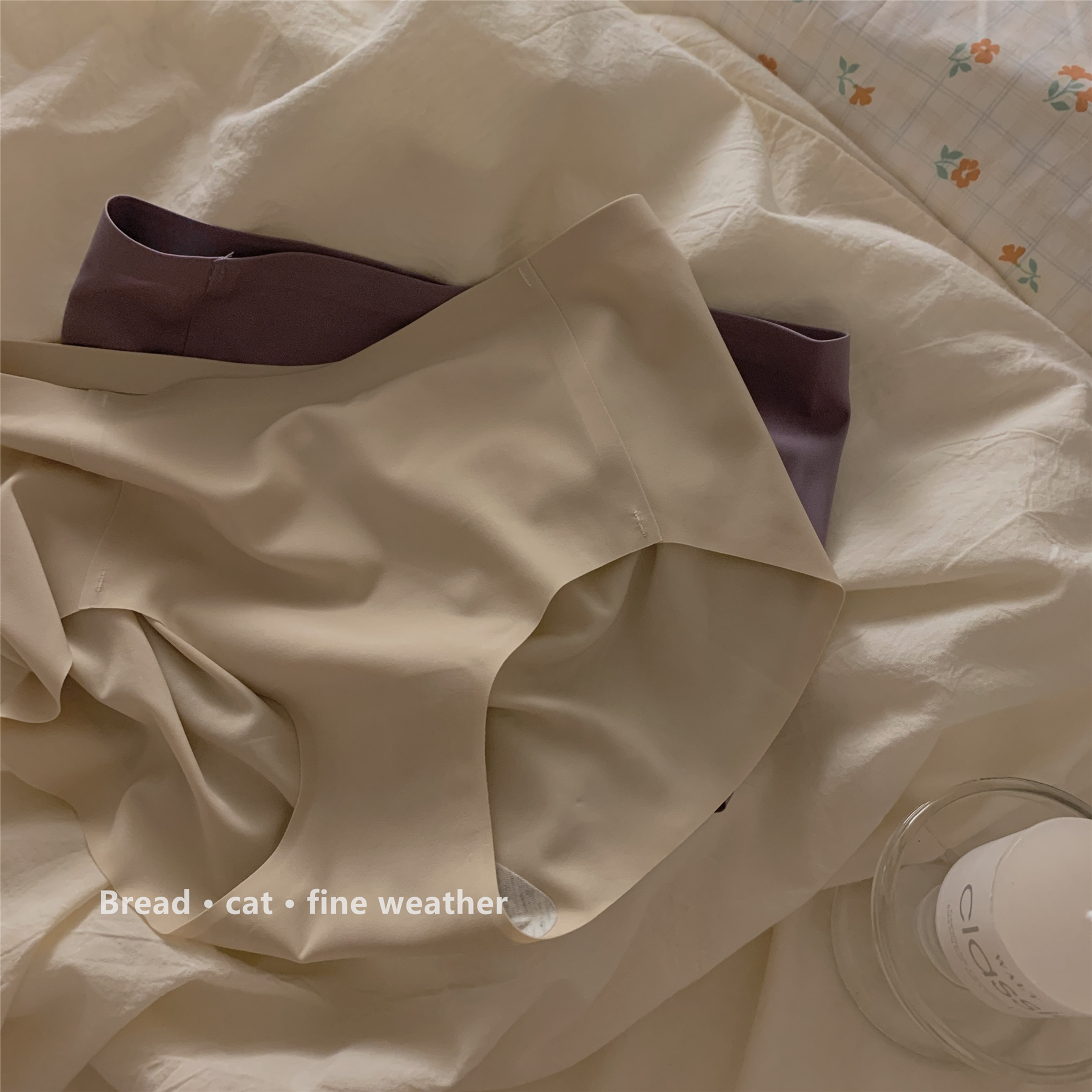 纯色少女冰丝无痕女士内裤纯棉裆部舒适透气速干提臀三角内裤女详情1