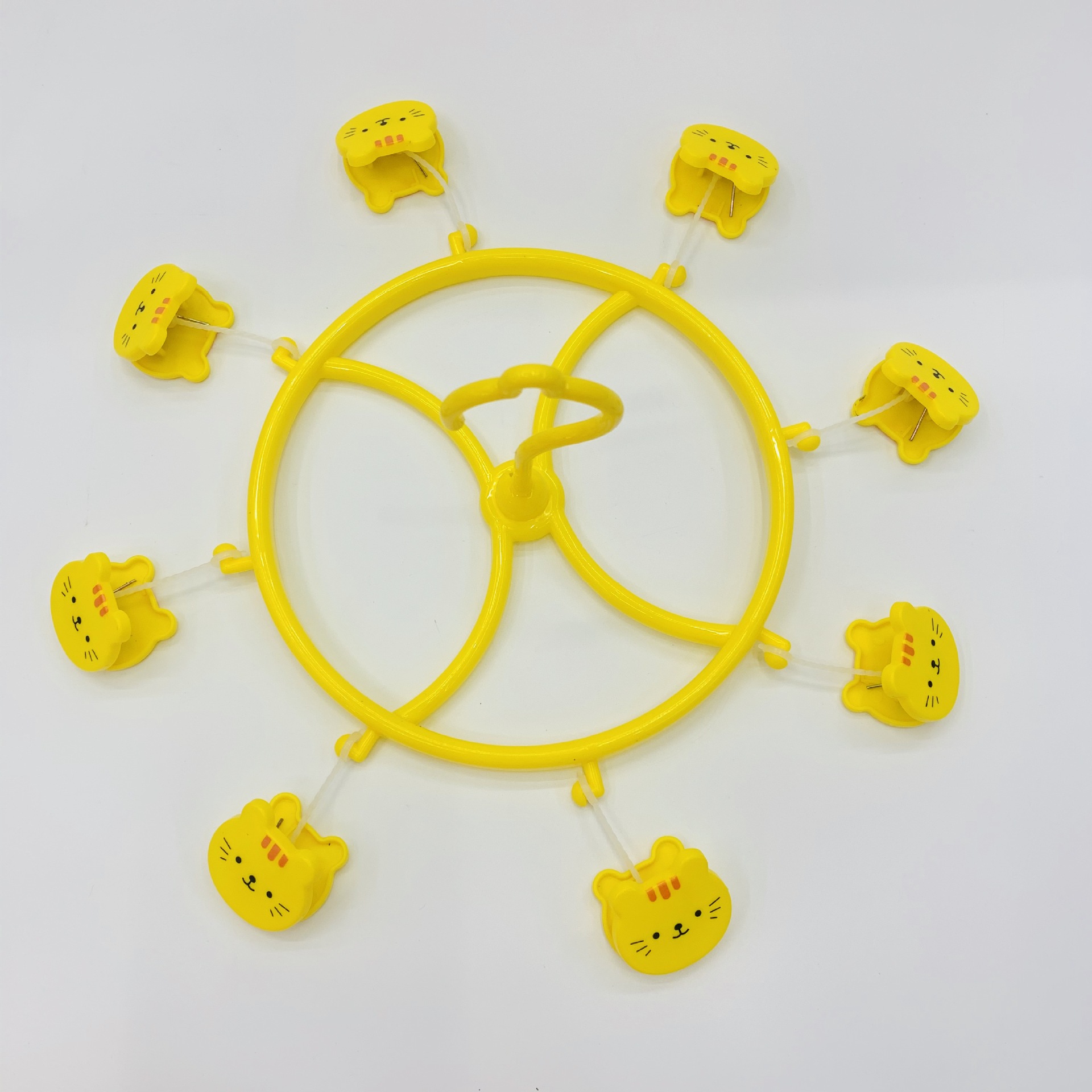 家用衣架卡通塑料8个夹子晒晾衣架内衣裤袜子可爱圆形晾晒衣架详情12