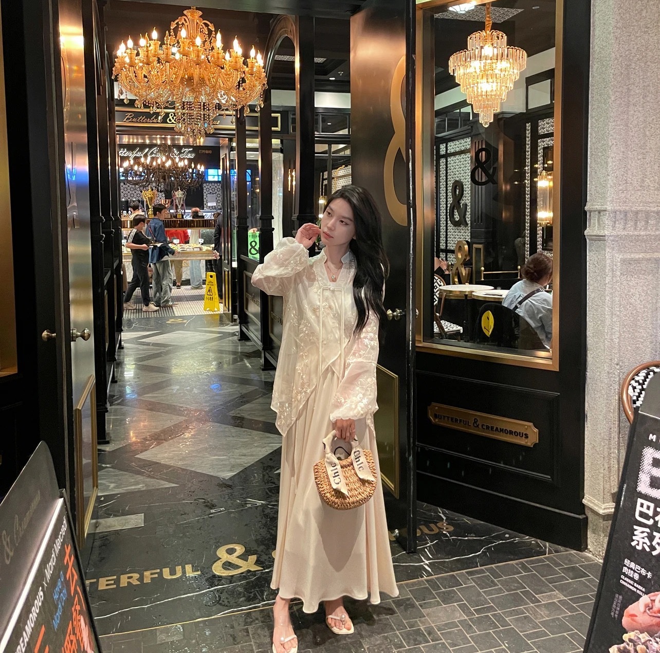 新中式国风套装裙女2024夏季新款气质仙气上衣半身裙刺绣两件套详情6