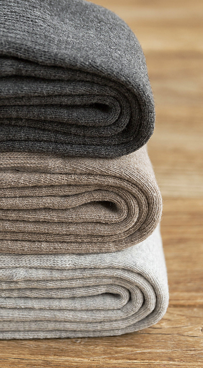 Wholesale of gender-neutral cotton loop thickened long stockings for men and women in autumn and winter, warm knee pads for air-conditioned rooms, and cold legs socks pic 8