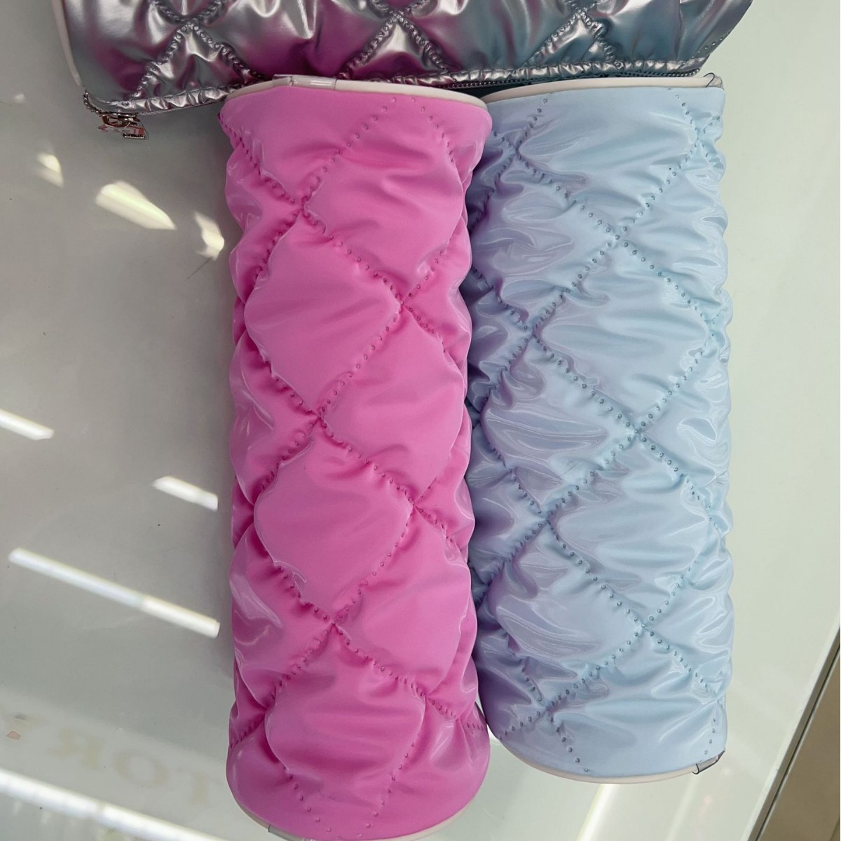 Factory direct sales of new large-capacity, simple candy-colored, puffy, self-created ins Japanese-style pen cases for primary and secondary school students pic 8