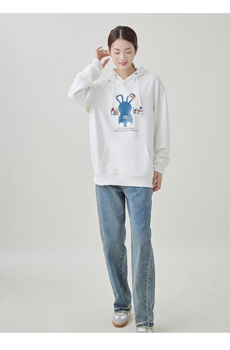 A trendy Korean-style hooded sweatshirt for women in the autumn of 2023, featuring a cartoon rabbit loose and versatile large-sized long-sleeved coat pic 14