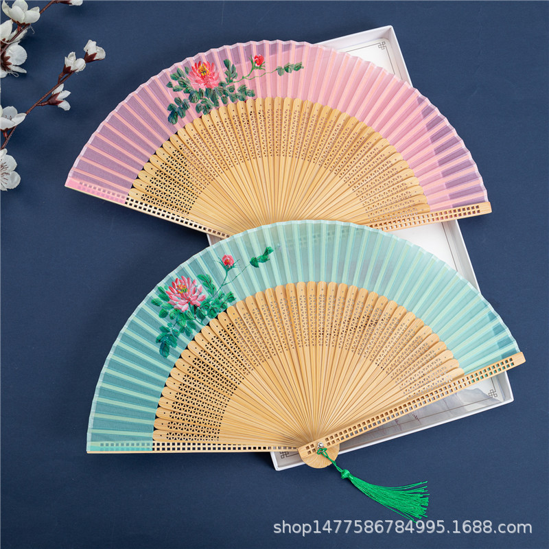 手绘牡丹雪纺扇子折扇中国风方块镂空边竹扇和风夏季日用折叠扇子详情1