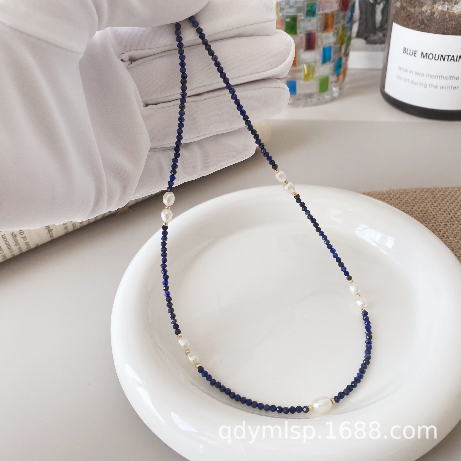 The new Korean version lapis lazuli freshwater pearl necklace is a versatile, high-end, light luxury, simple and fashionable collarbone chain pic 3