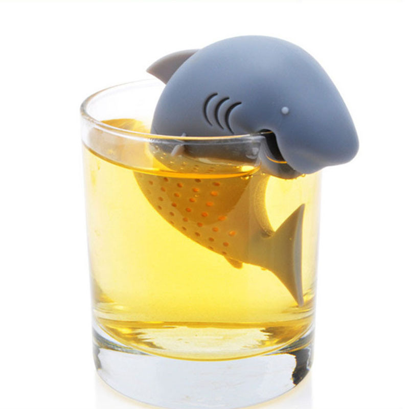 The new silicone shark tea maker for lazy people is a creative shark tea bag filter pic 5