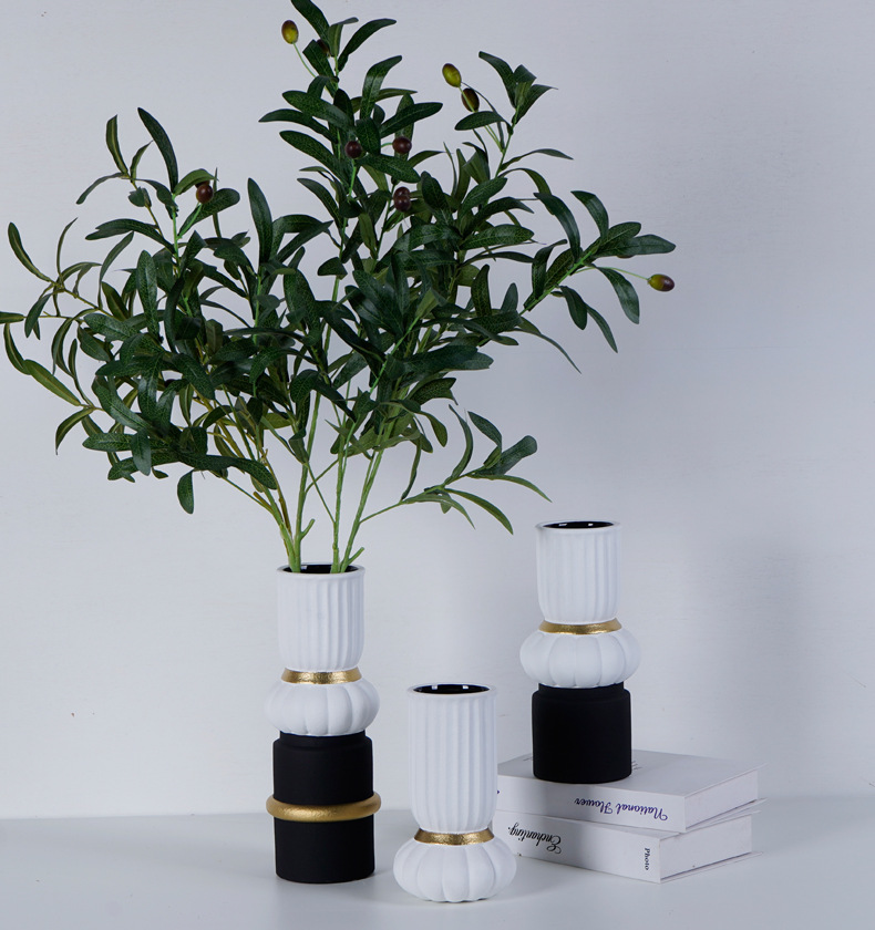 chinagoods Creative Nordic handicrafts, ceramic ornaments, wholesale hotel and home decorations, soft furnishings, vases and flower vases, light luxury pic 1