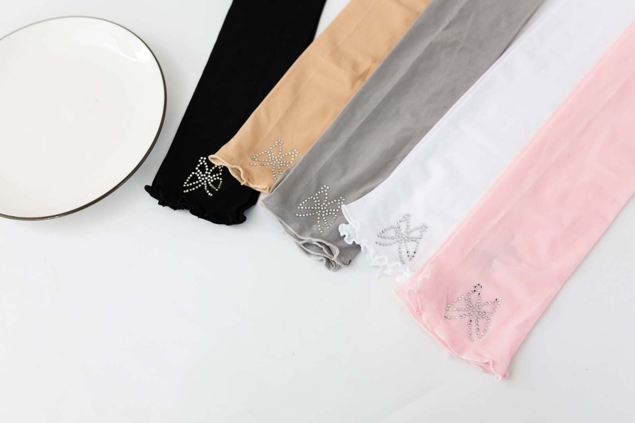 Free shipping summer ice sleeves with diamond-encrusted elastic mesh and ice silk, sun protection and breathable sleeves for driving, running and traveling pic 4