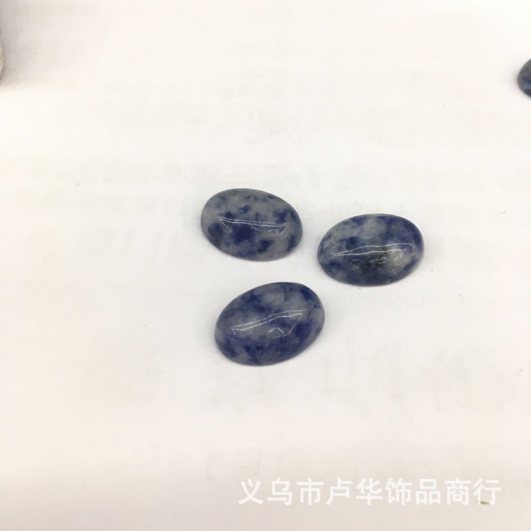 The manufacturer is selling a new type of white dot LAN Dan shaped ring face, European and American fashionable crystal bare stone gemstone handicrafts wholesale pic 3