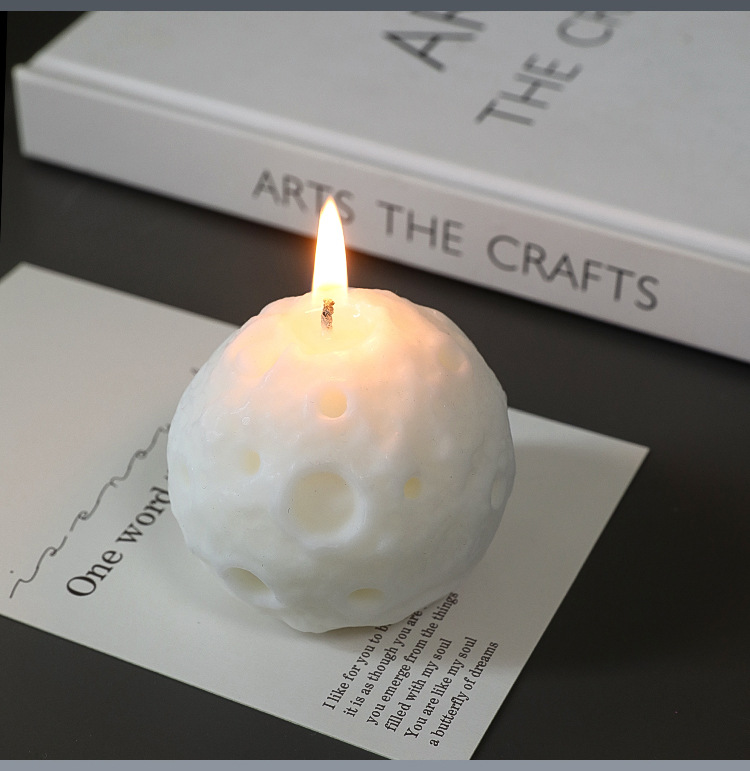 Moon scented candles, creative bedroom ornaments and souvenirs, spherical moon candles pic 2