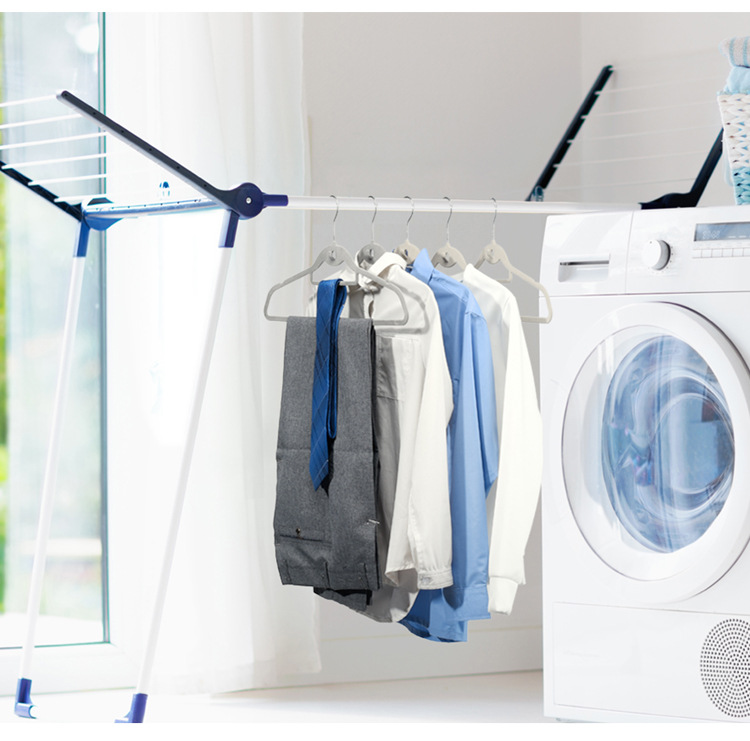 厂家批发家用多功能带挂钩植绒衣架加粗款无痕防滑天鹅绒衣服架子详情3