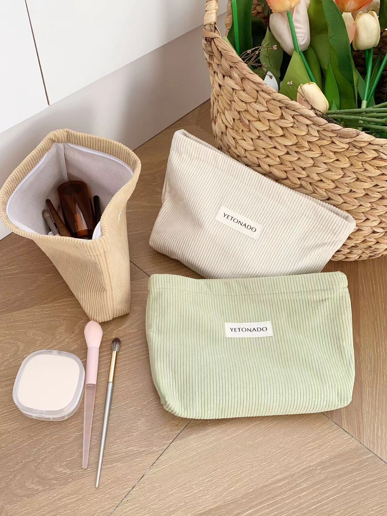 纯色灯芯绒布袋大容量化妆包手拿包收纳帆布袋收纳包便携洗漱包详情7