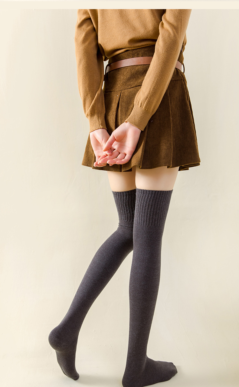 One-piece consignment service for woolen knee-length socks for women in autumn and winter. Long, thickened and warm woolen loops with camel hair for knee protection. One-piece consignment service for high thigh socks pic 23