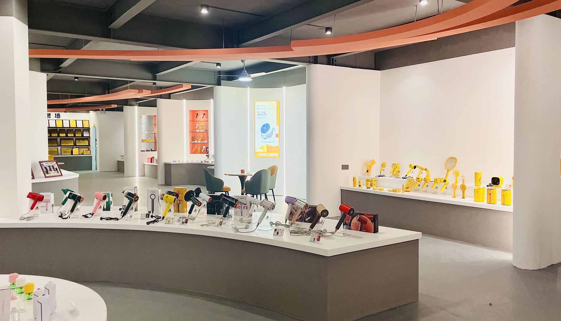 2022 Creative Folding Mosquito Swatter 2-in-1 Purple Light USB Charging Mosquito Killer, Indoor and Outdoor Silent Mosquito Swatter pic 39