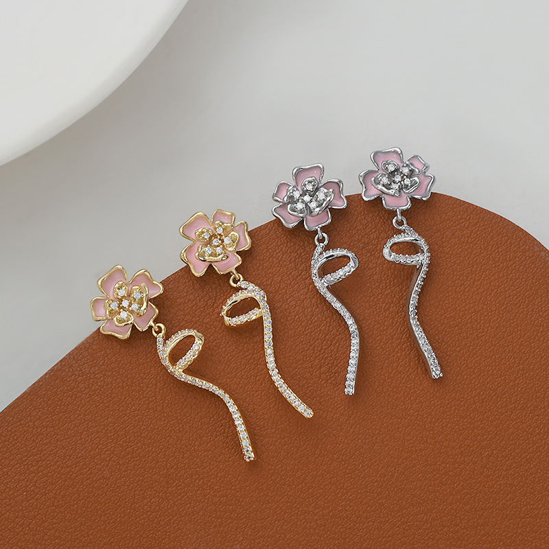 S925银针韩版时尚气质耳钉女高级感滴油花瓣耳饰精致轻奢流苏耳环详情2