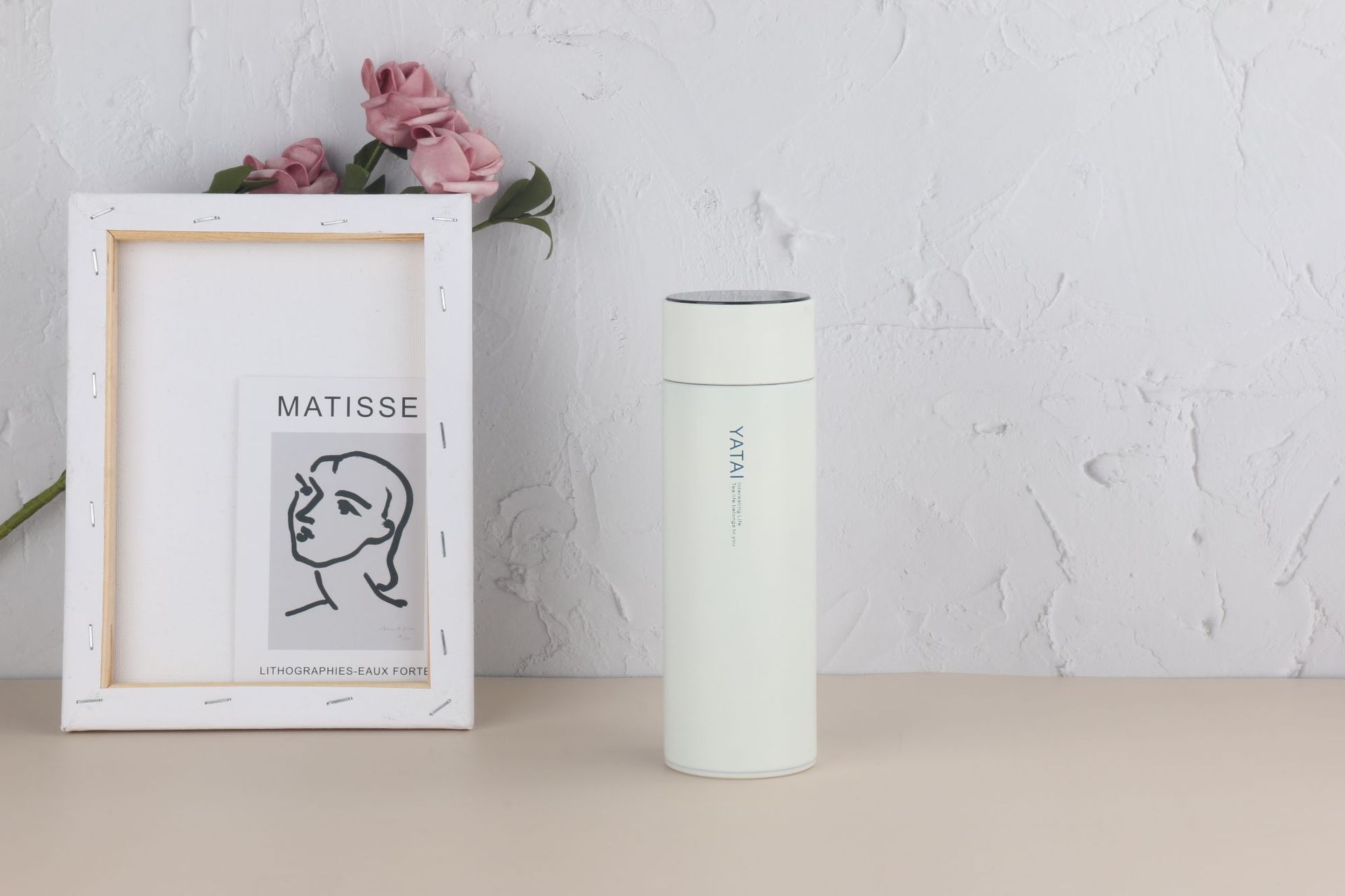 High-quality smart insulated cup, vacuum 304 stainless steel, temperature display, creative gift cup with logo engraving pic 2