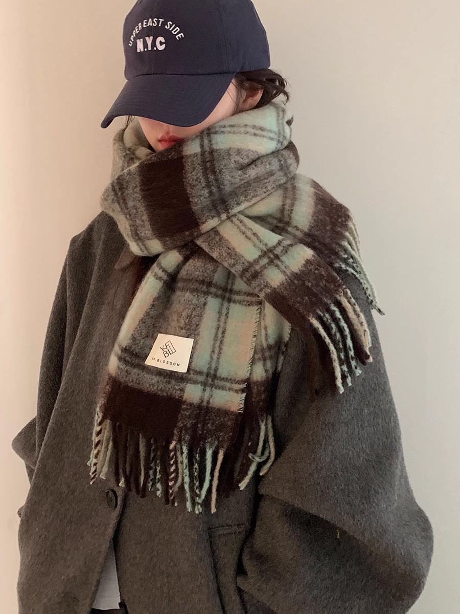 秋冬新款马海毛美拉德格子围巾复古氛围感加长加厚保暖披肩批发男详情4