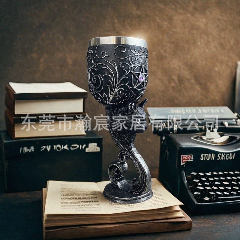 Personalized decorated retro cocktail cups, high appearance level, creative and spoof cups, high-end gift ornaments, wine glasses pic 11
