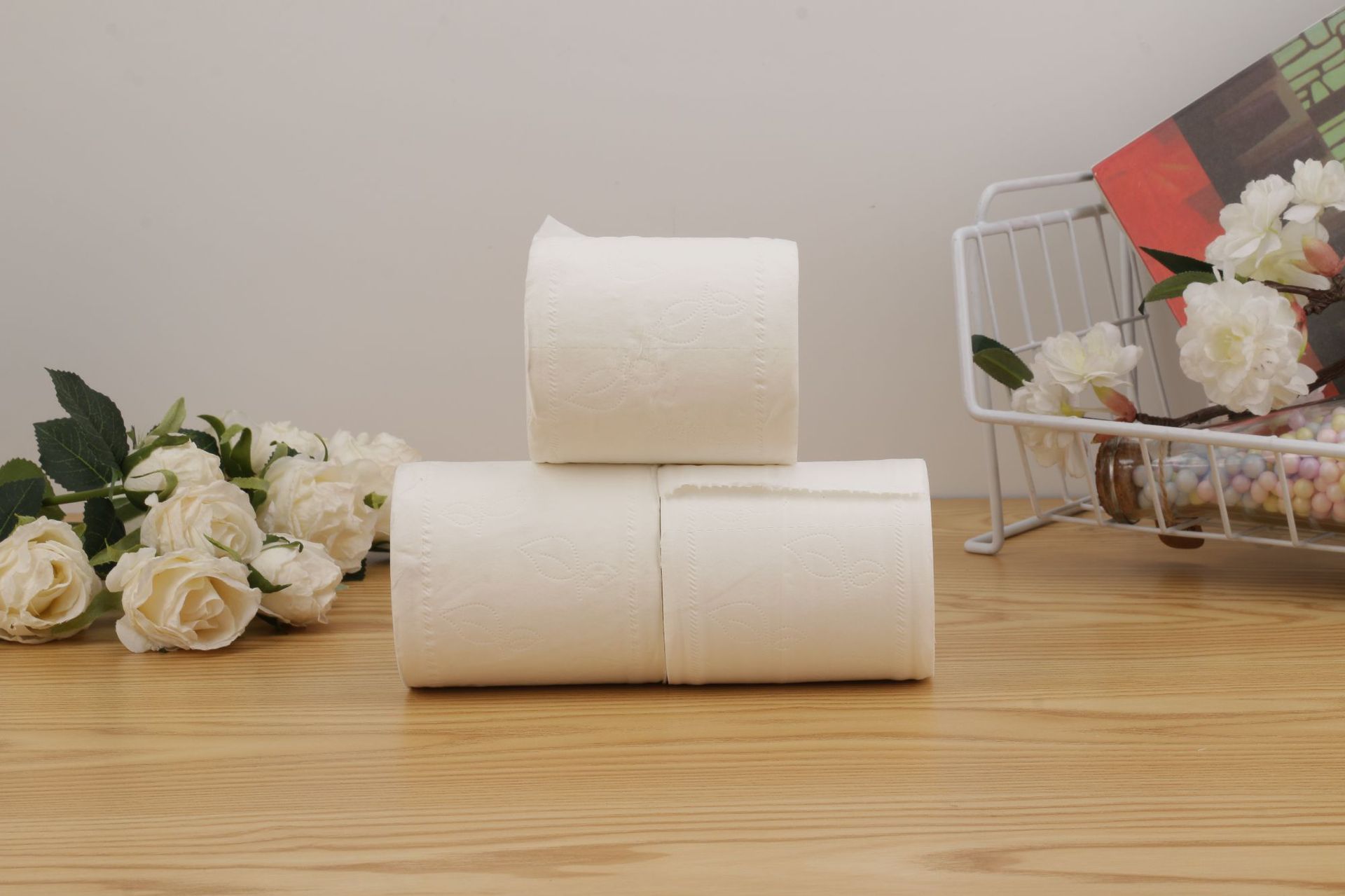 Wholesale of 4-layer thickened roll paper for hotel hygiene and guesthouse rooms in stock, 100G, 100 rolls per box pic 11