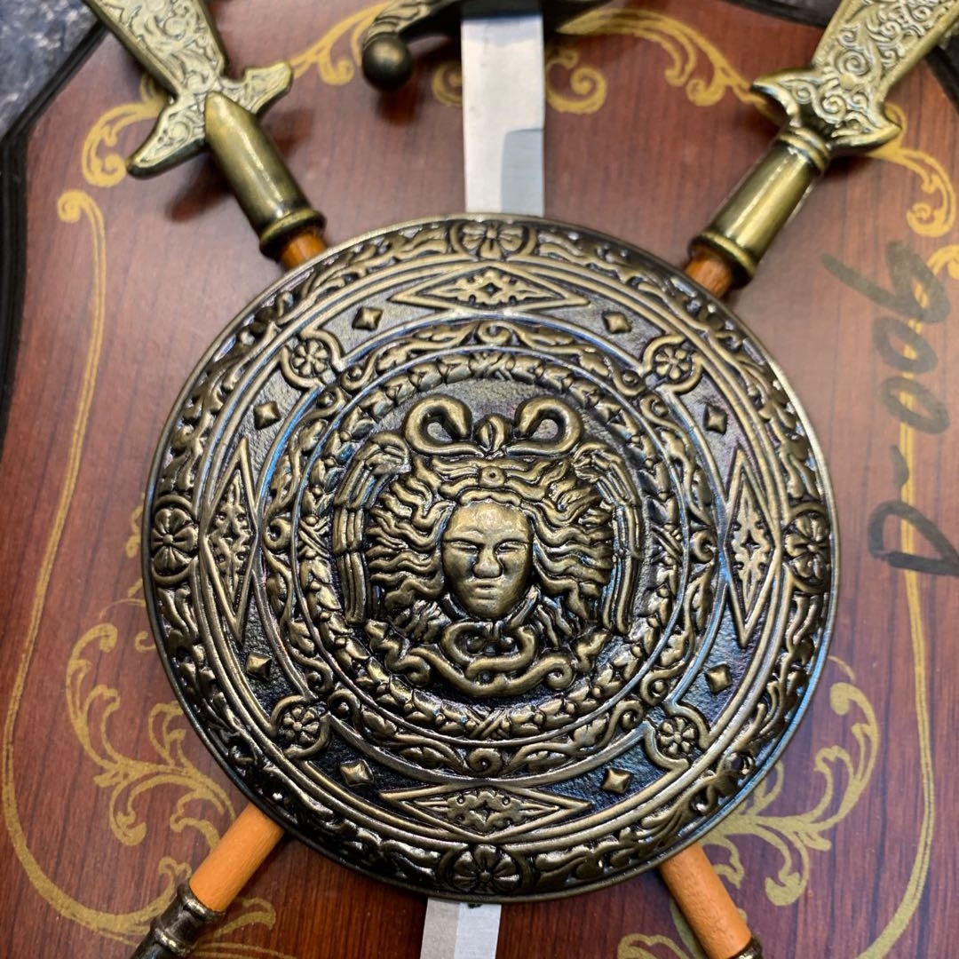 The shield home decoration European classical handicraft decoration sword wall-hanging style pic 13