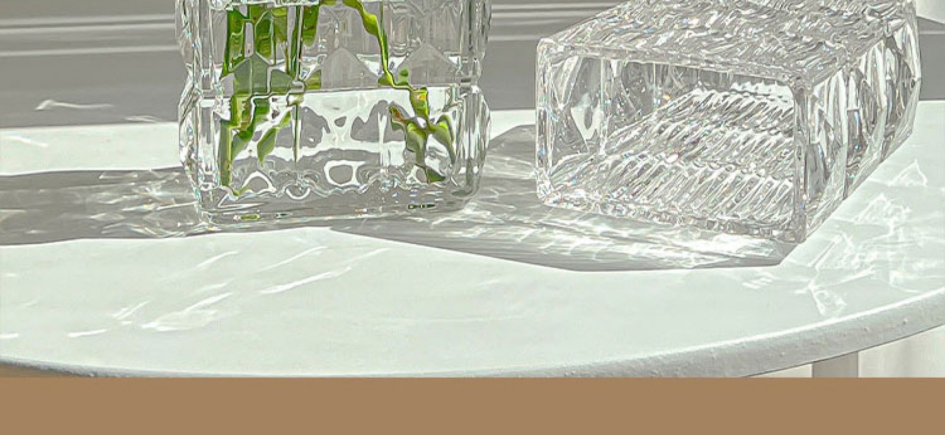 Vase ornaments, living room flower arrangements, high-end and light luxury, transparent glass, high-end hydroponic fresh flowers, roses, ins style pic 14