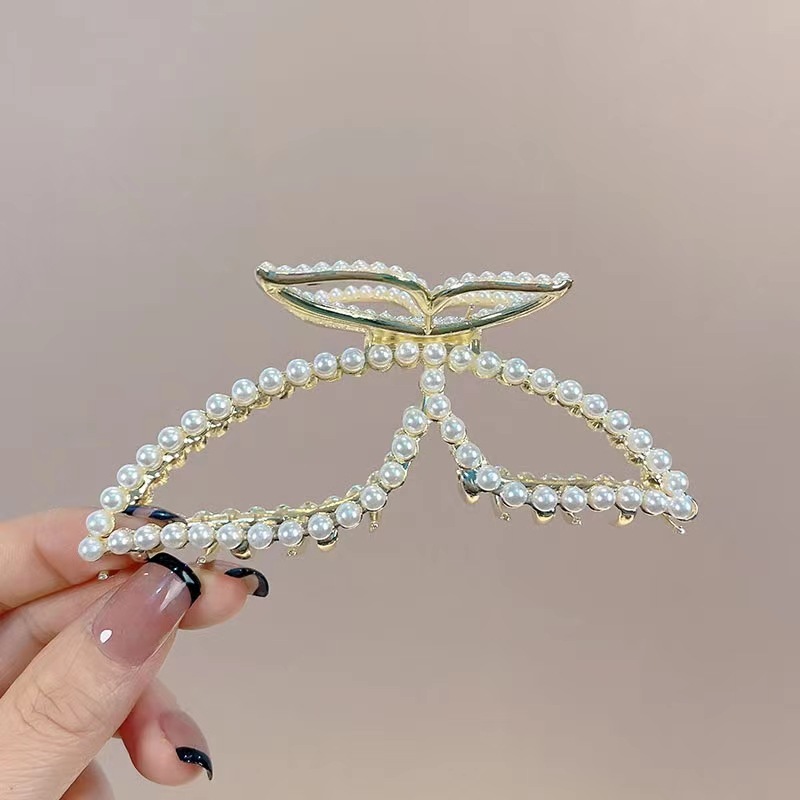 韩国新款珍珠蝴蝶盘发合金抓夹后脑勺大号鲨鱼发夹气质发夹头饰女详情5
