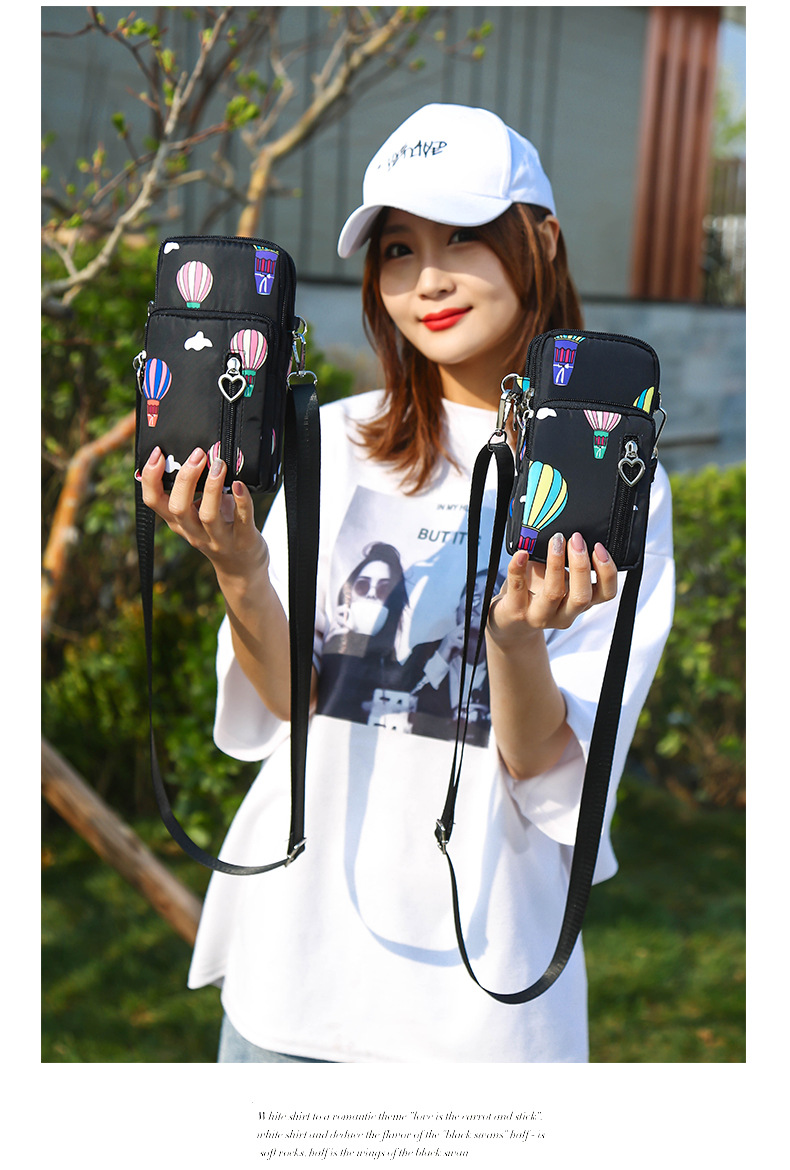 2022新款手机包包斜跨女时尚妈妈迷你零钱包卡包挂脖单肩背包臂包详情14