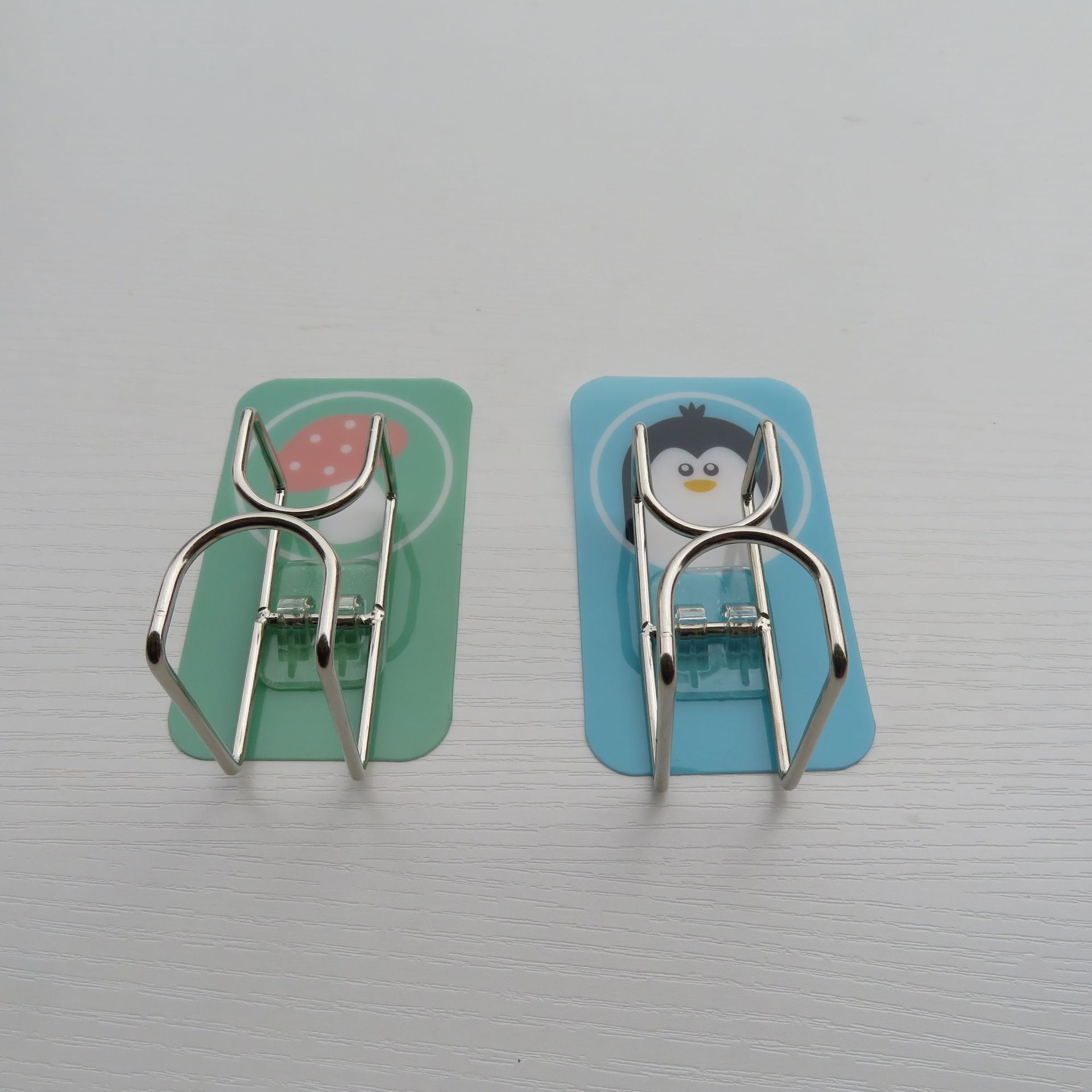 Non-perforated ironwork baked paint bathroom washbasin hook, seamless wall-mounted strong adhesive stainless steel washbasin storage rack pic 5