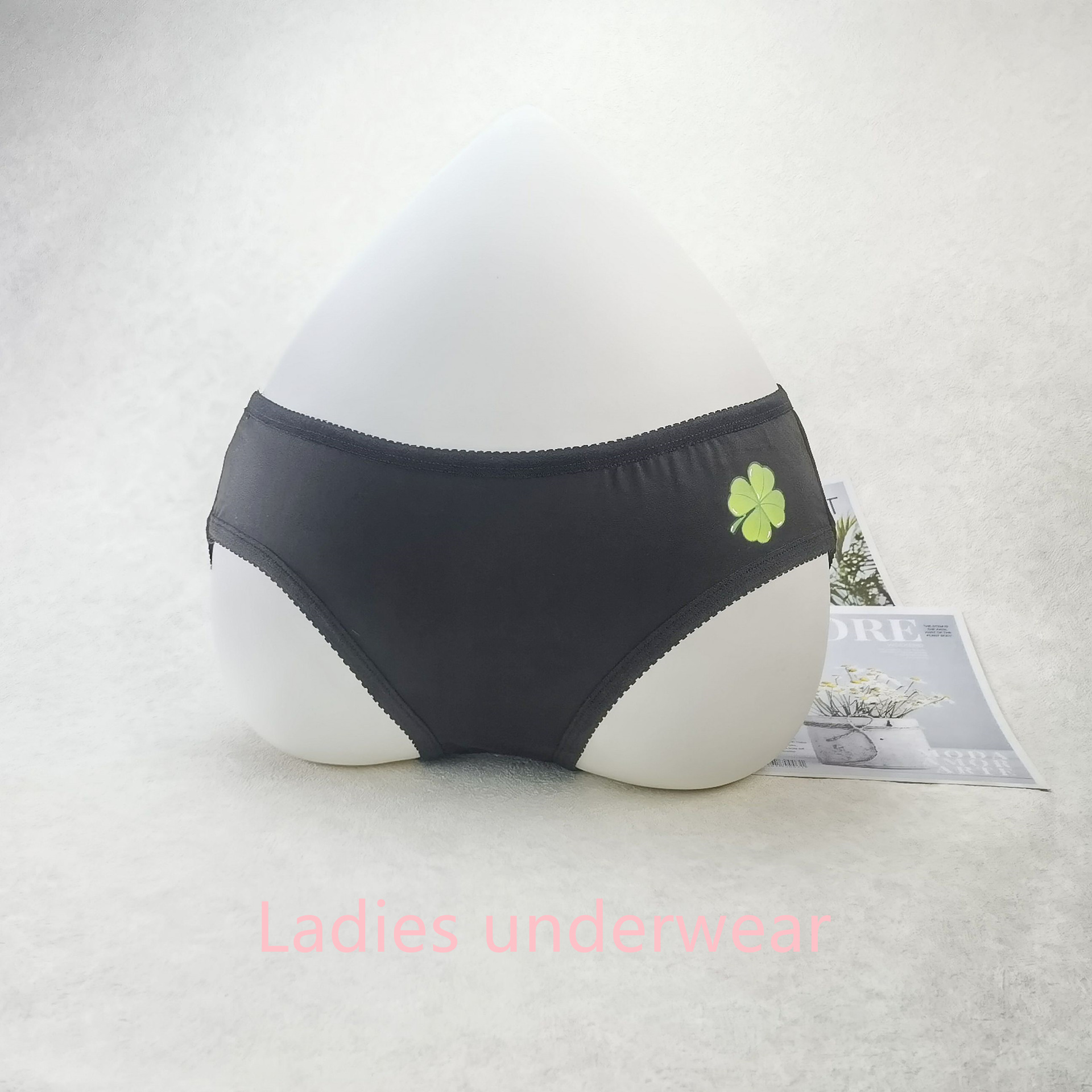 少女内裤女士内裤女学生内裤牛奶丝低腰舒适东南亚跨境underwear详情2