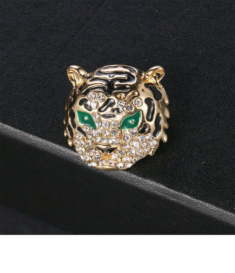 欧美时尚复古老虎胸针生肖虎年纪念镶钻合金别针男女通用装饰胸花详情11