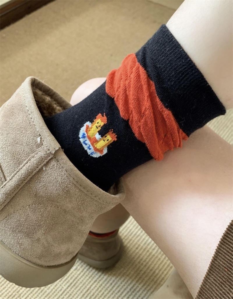 韩国东大门汉堡薯条中筒袜子女搞怪可爱条纹卡通涂鸦袜纯棉堆堆袜详情7