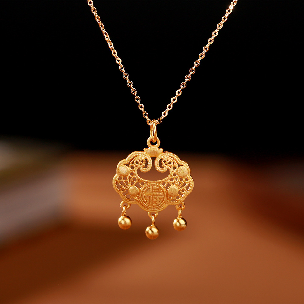 Wholesale of the popular Douyin S925 Silver Ruyi Xiangyun Peace Lock Necklace, a retro Chinese-style longevity lock chain pic 6