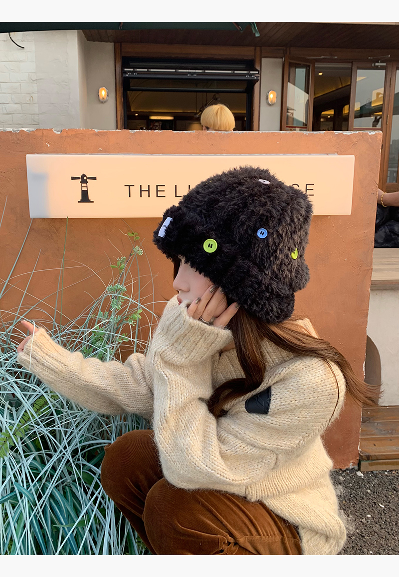 白鹿同款韩版纽扣仿皮草毛绒针织毛线帽女秋冬加厚保暖护耳渔夫帽详情16