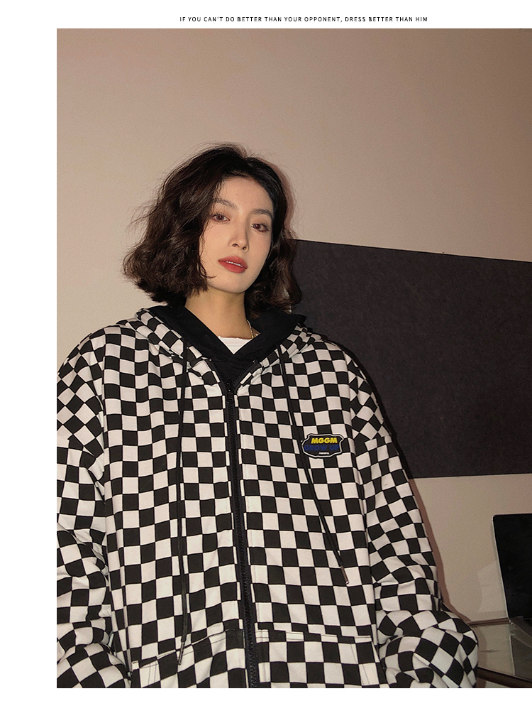 A woman wearing a cardigan with a hood on both sides in a loose pink, niche design with a checkered pattern is particularly stylish pic 17