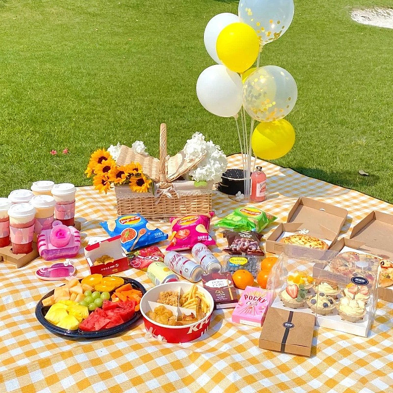 简约风黑白衣架宿舍阳台晾衣架家用无痕防滑挂架衣裤架衣服撑批发详情1