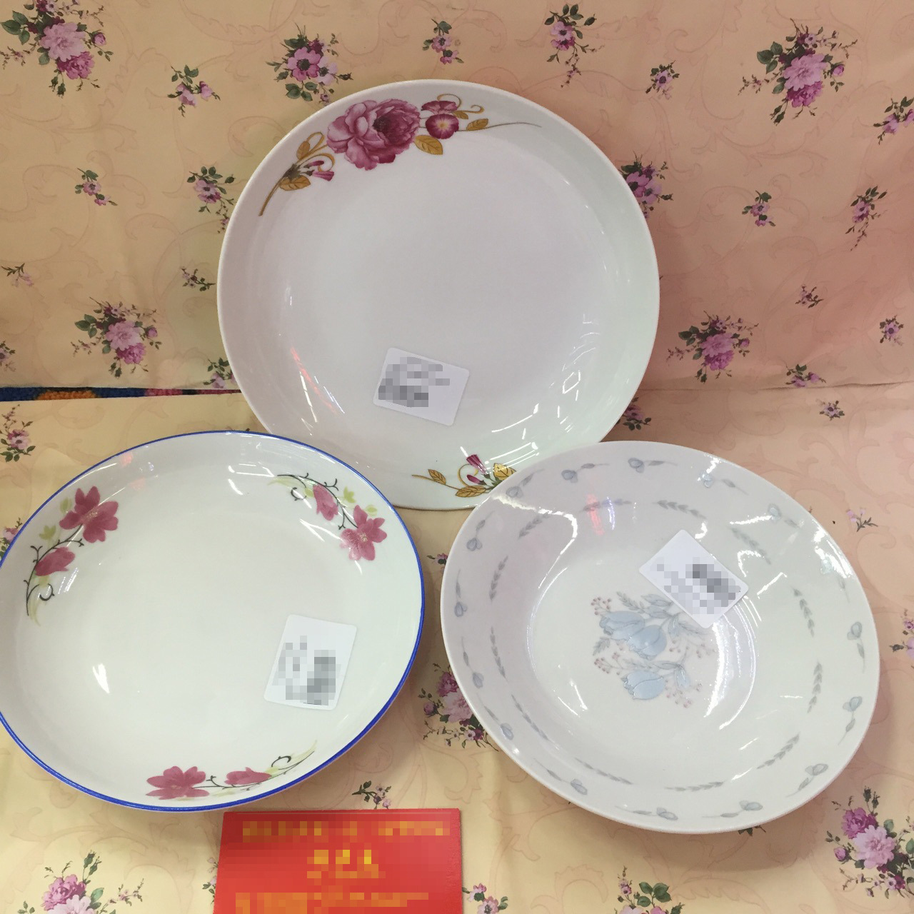 There are many styles of 7-inch round ceramic plates in Chinese style. Yiwu Xu Shengyou wholesale for 2 yuan, factory direct sales for 300 yuan pic 3