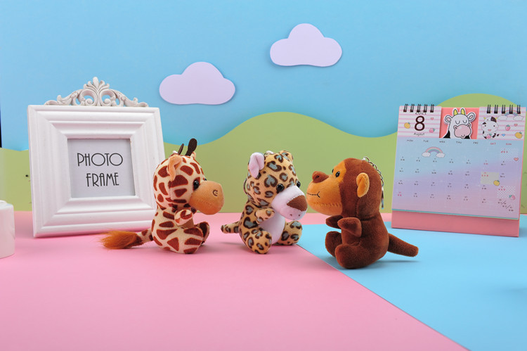 Wholesale of new cross-border animal plush toys, dolls, small pendants, clothing, bags and accessories for elephants, lions and tigers pic 11