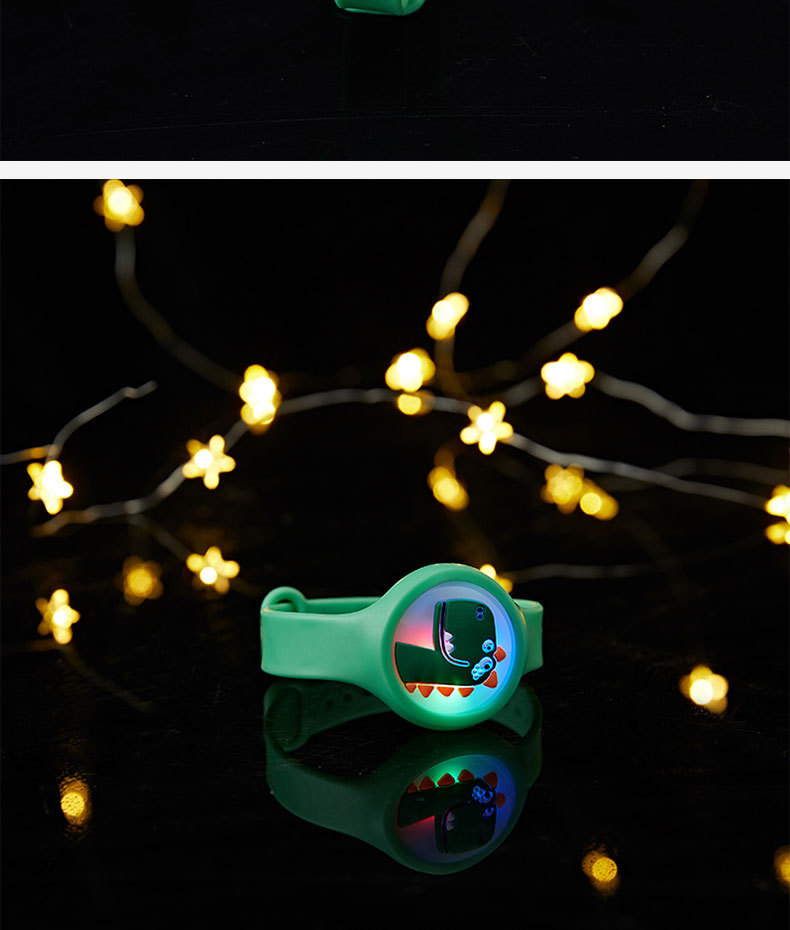 抖音夏季闪光卡通防蚊无毒儿童成人户外植物精油驱蚊硅胶防蚊手环详情6