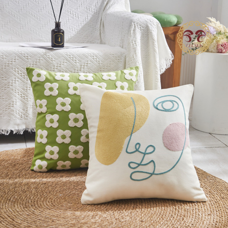 新款法式郁金香玫瑰刺绣跨境沙发抱枕酒店装饰棉麻靠枕抱枕套详情23