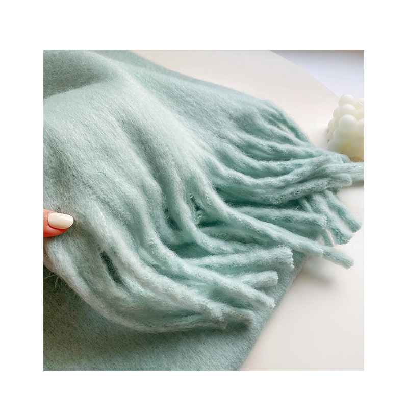 This winter Korean version of the export-oriented scarf is versatile. It features a thick and enlarged solid color shawl made of mohair, exuding a high-end and warm vibe pic 13